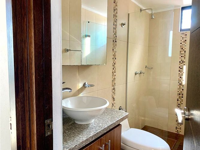 Casa de 3 alcobas en venta en Rionegro, 169 m² · foto 10 de 24