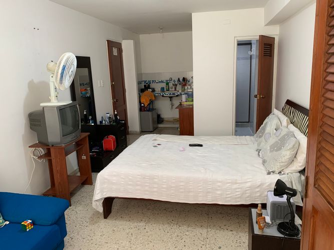 Edificio en venta en Santa Monica, Cali, 1200 m² · foto 8 de 16