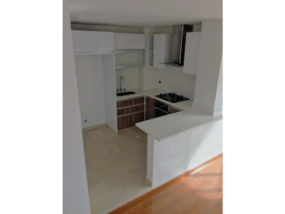 Apartamento en venta en Los Rosales, Bogotá · foto 17 de 24