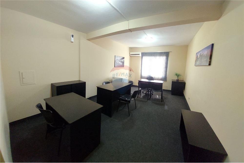 EDIFICIO DE OFICINAS CON RENTA ACTIVA EN LA ENCARNACIÓN - ASUNCIÓN EN VENTA — foto 3