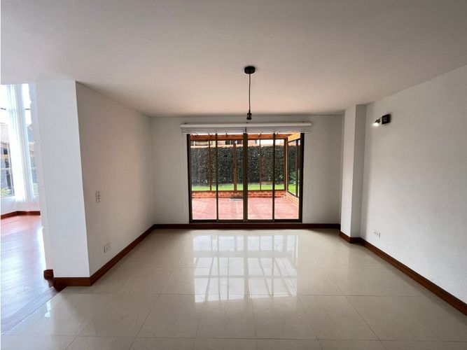 Casa de 4 alcobas en venta en Cerca De Piedra, Chía, 199 m² · foto 12 de 24