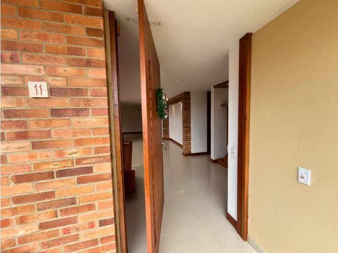 Casa de 4 alcobas en venta en Cerca De Piedra, Chía, 199 m² · foto 2 de 24