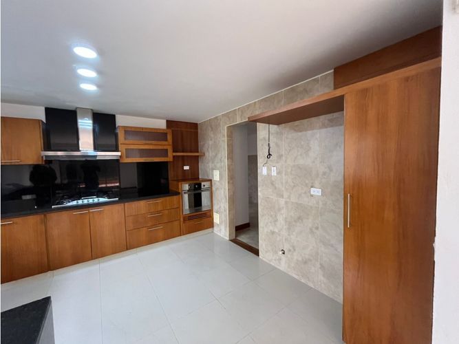Casa de 4 alcobas en venta en Cerca De Piedra, Chía, 199 m² · foto 9 de 24