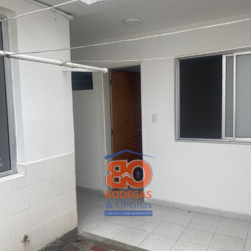 Casa de 5 alcobas en venta en Santa Mónica, Medellín, 150 m² · foto 3 de 17