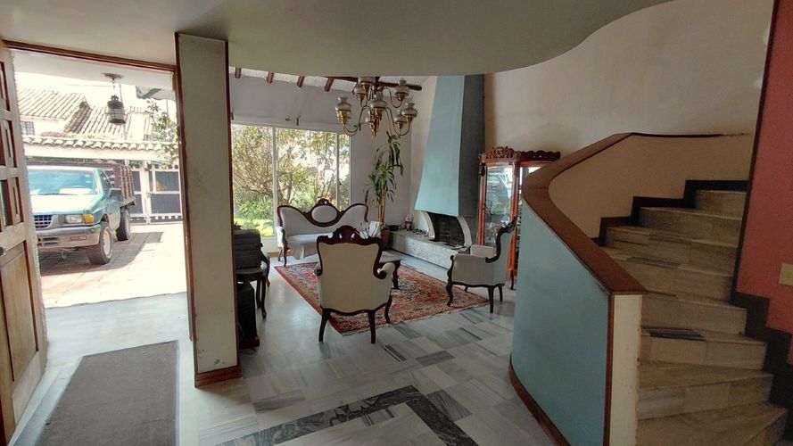 Casa de 4 alcobas en venta en Puente Largo, Bogotá, 194 m² · foto 2 de 24