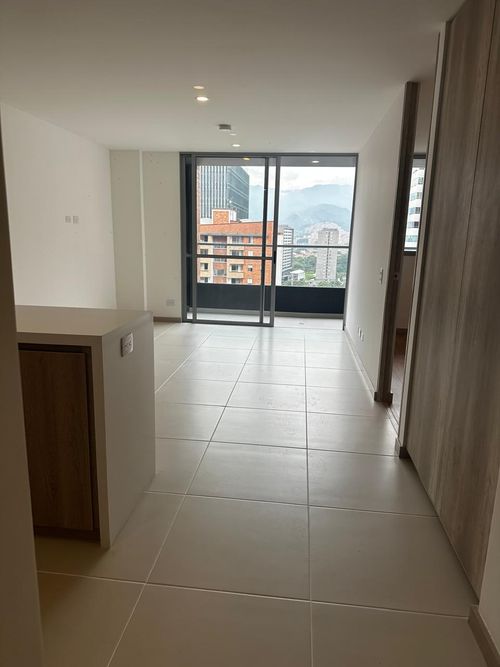Apartaestudio en venta en Ciudad Del Río, Medellín, 56 m² · foto 3 de 16