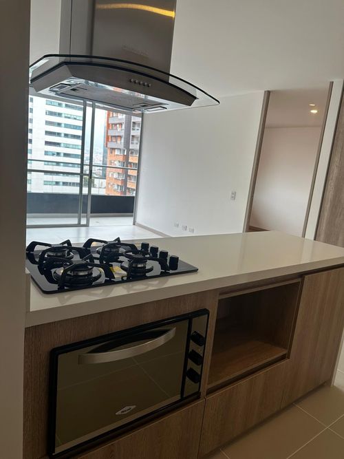 Apartaestudio en venta en Ciudad Del Río, Medellín, 56 m² · foto 4 de 16