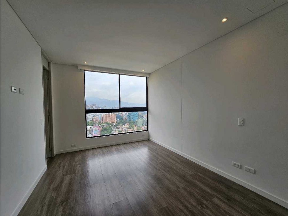 Apartamento en arriendo en El Poblado, Medellín · foto 16 de 24