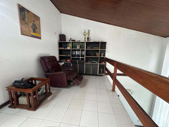 Casa de 5 alcobas en venta en El Ingenio, Cali, 750 m² · foto 10 de 24