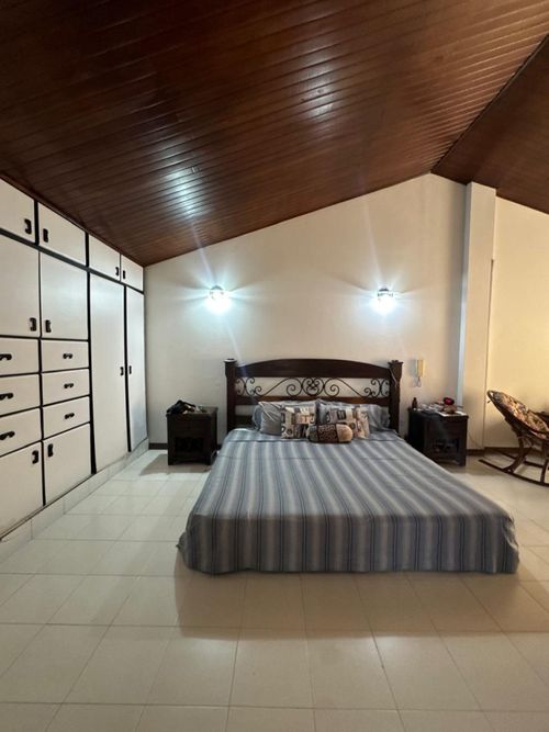Casa de 5 alcobas en venta en El Ingenio, Cali, 750 m² · foto 23 de 24