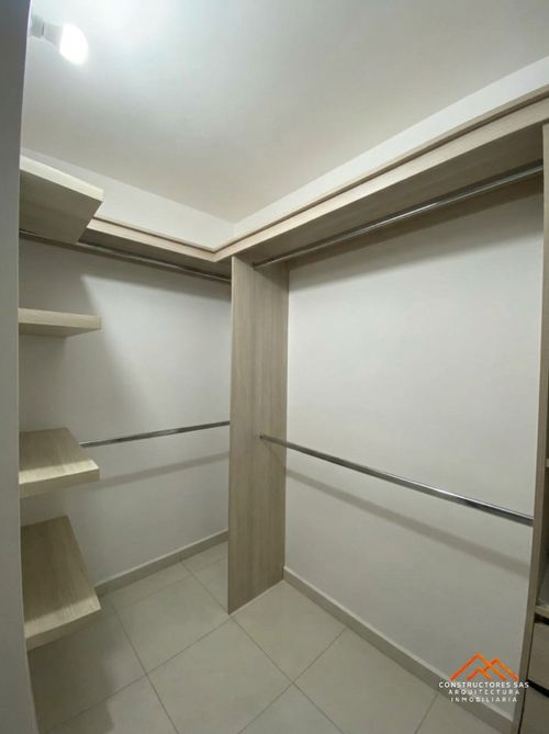 Apartamento de 3 alcobas en venta en Picaleña Y Mirolindo, Ibagué, 93 m² · foto 18 de 23