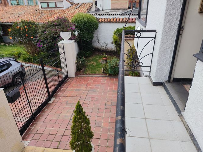 Casa en venta en El Contador, Bogotá, 600 m² · foto 4 de 7