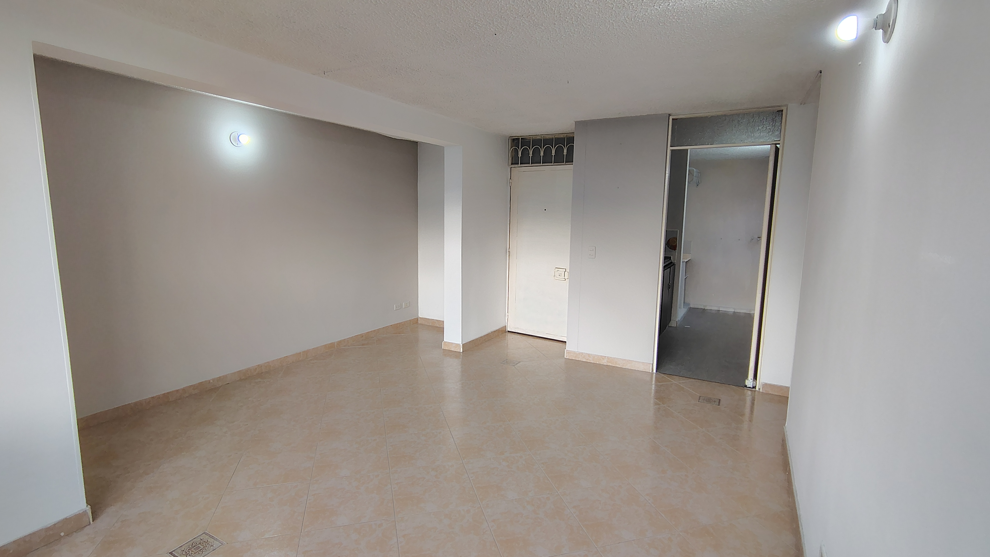Apartamento en venta en Lombardia, Bogotá · foto 3 de 14