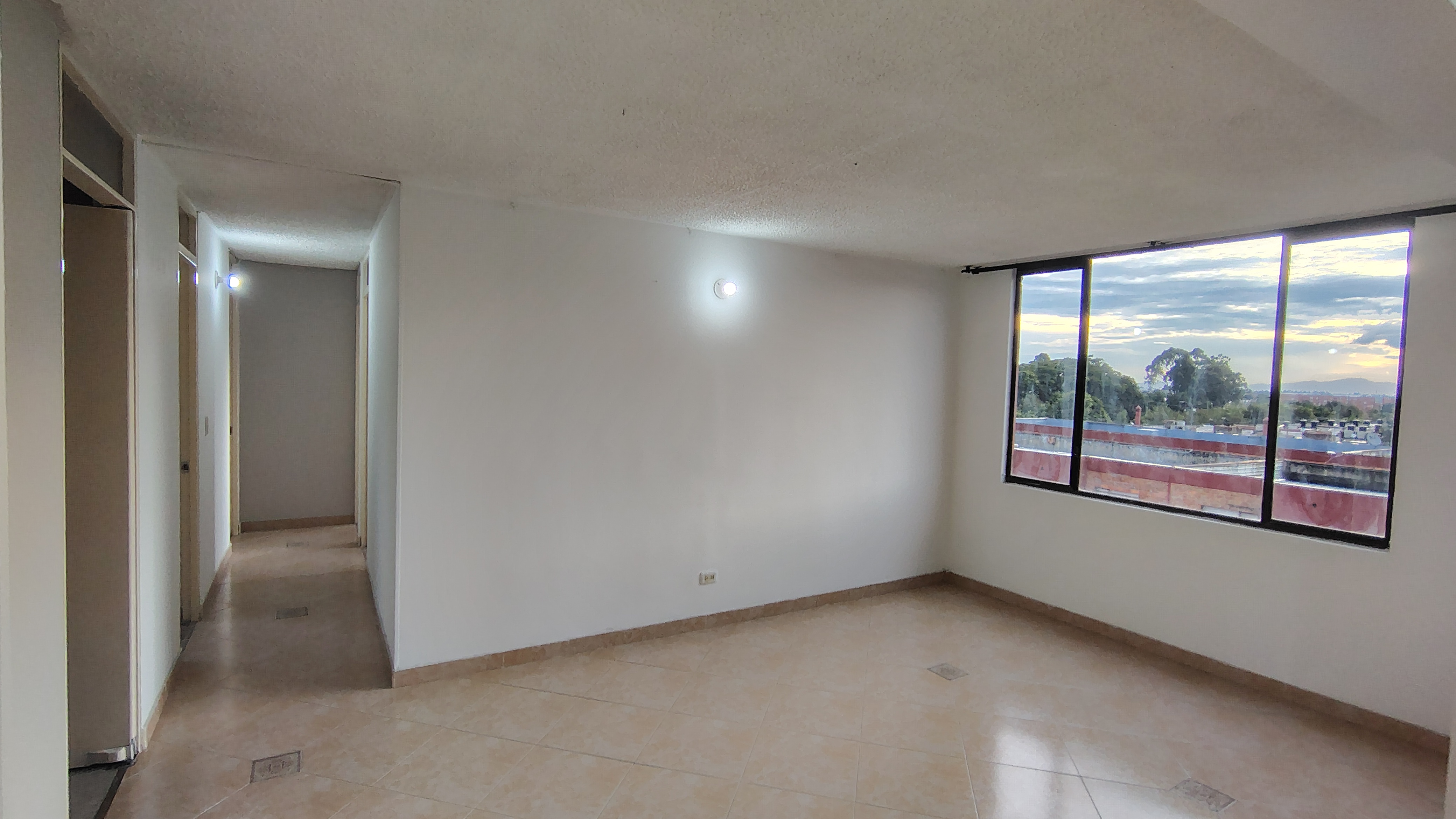 Apartamento en venta en Lombardia, Bogotá · foto 11 de 14
