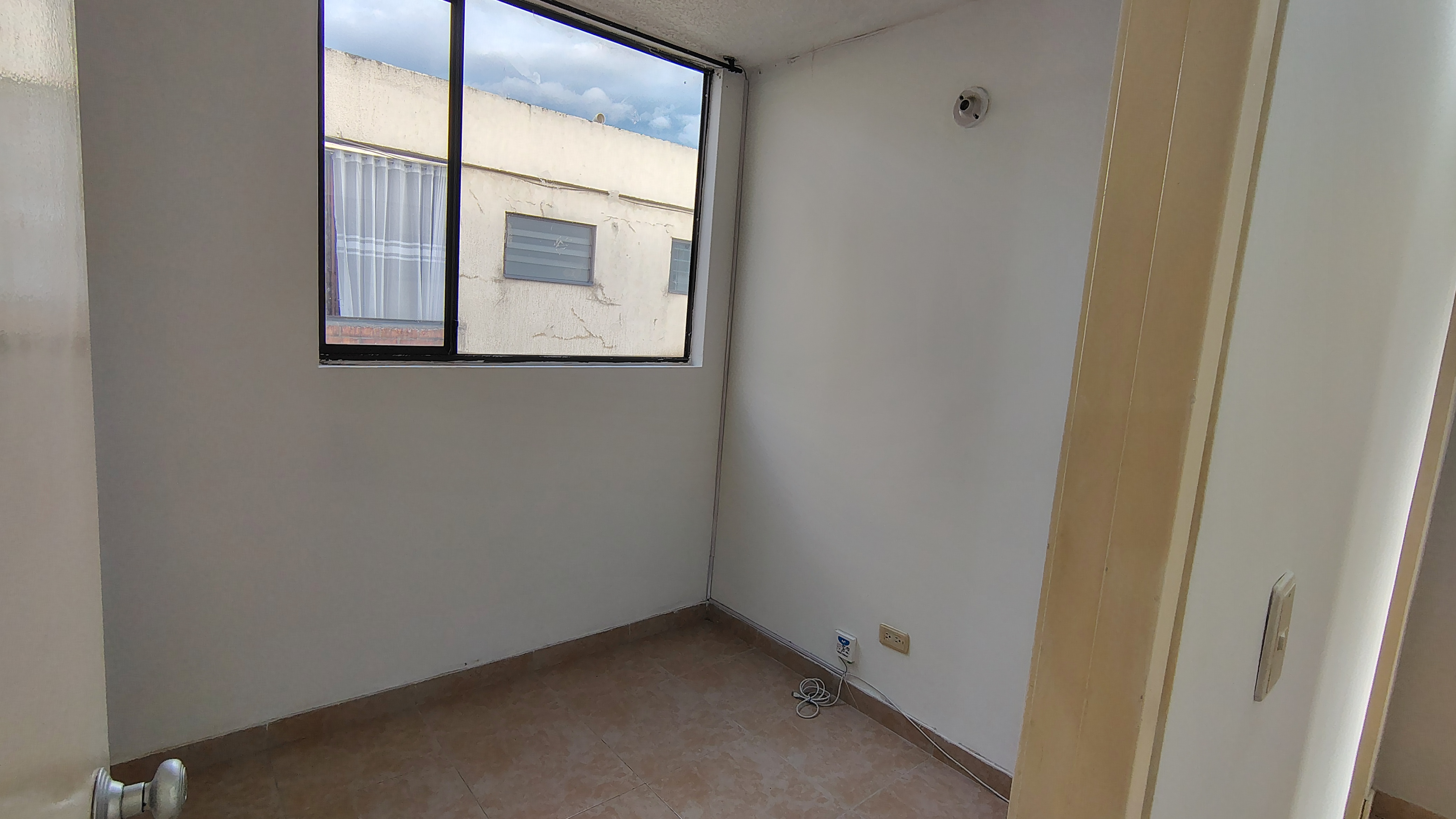 Apartamento en venta en Lombardia, Bogotá · foto 8 de 14