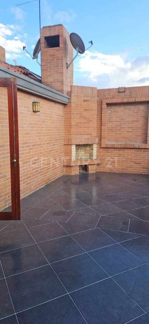 Casa de 4 alcobas en venta en Cr El Gran Chaparral, Chía, 240 m² · foto 5 de 15