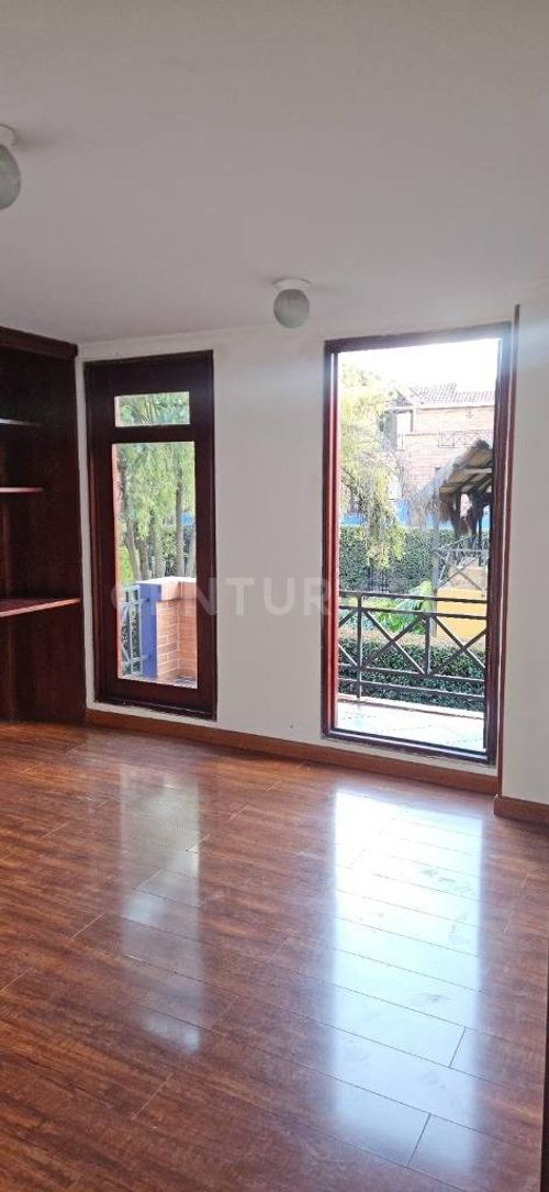 Casa de 4 alcobas en venta en Cr El Gran Chaparral, Chía, 240 m² · foto 10 de 15