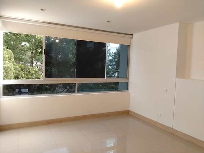 Apartamento de 2 alcobas en arriendo en El Poblado, Medellín, 127 m² · foto 10 de 20