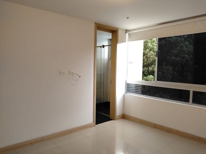 Apartamento de 2 alcobas en arriendo en El Poblado, Medellín, 127 m² · foto 11 de 20