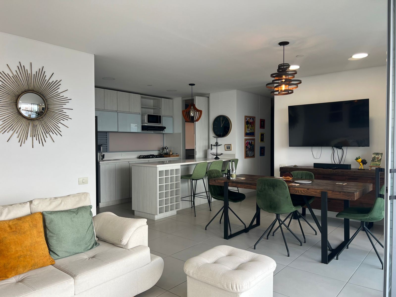 Apartamento en arriendo en Cumbres, Envigado · foto 4 de 17