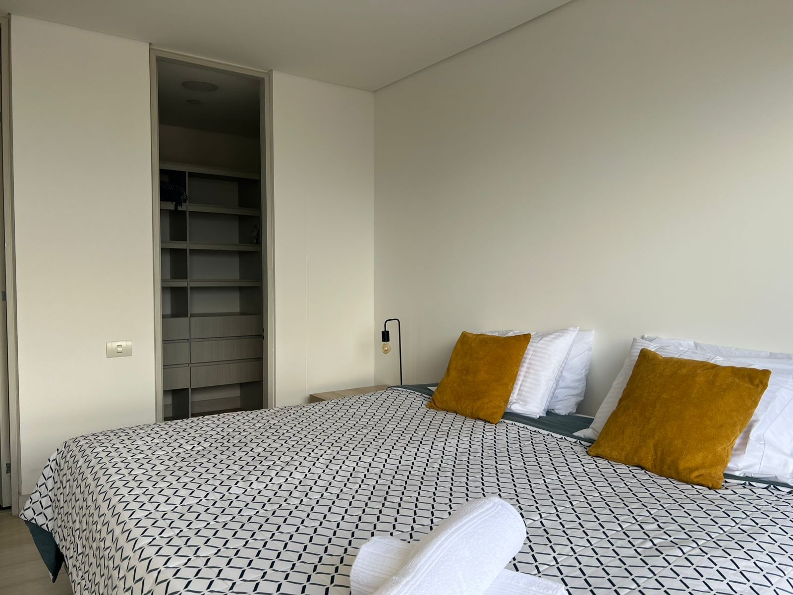 Apartamento en arriendo en Cumbres, Envigado · foto 9 de 17