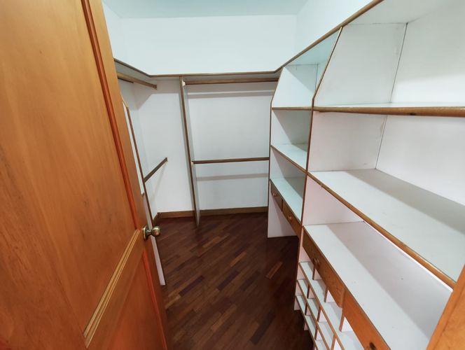 Apartamento de 3 alcobas en arriendo en Urbanización Las Cumbres, Medellín, 220 m² · foto 17 de 20