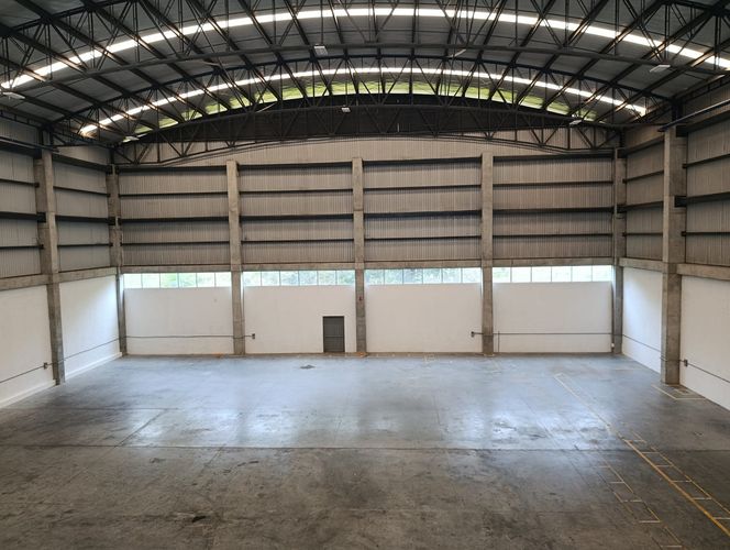 Bodega en arriendo en Copacabana, 1890 m² · foto 4 de 19
