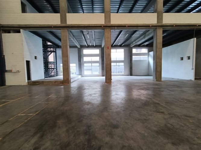 Bodega en arriendo en Copacabana, 1890 m² · foto 9 de 19