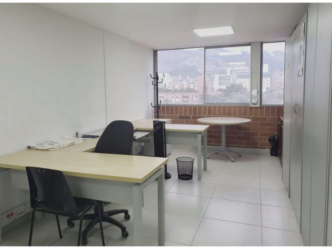 Oficina en venta en Laureles, Medellín, 72 m² · foto 4 de 8