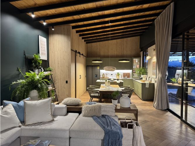 Casa de 3 alcobas en venta en San Miguel, La Ceja, 278 m² · foto 11 de 24