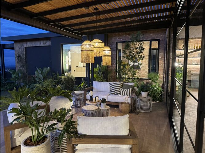 Casa de 3 alcobas en venta en San Miguel, La Ceja, 278 m² · foto 20 de 24