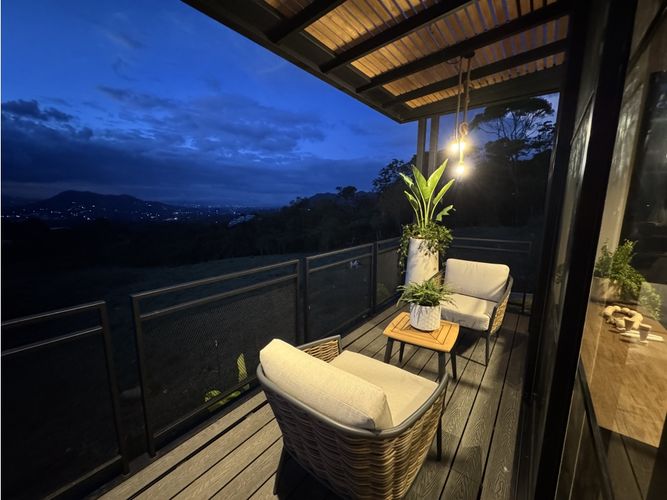 Casa de 3 alcobas en venta en San Miguel, La Ceja, 278 m² · foto 23 de 24