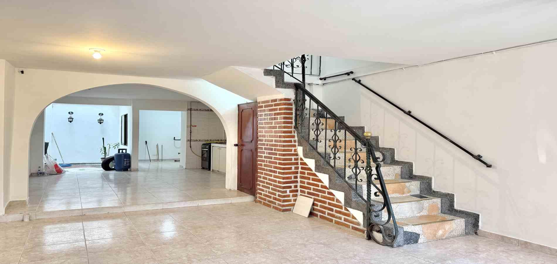 Casa en venta en Avenida 30 De Agosto, Pereira · foto 2 de 23