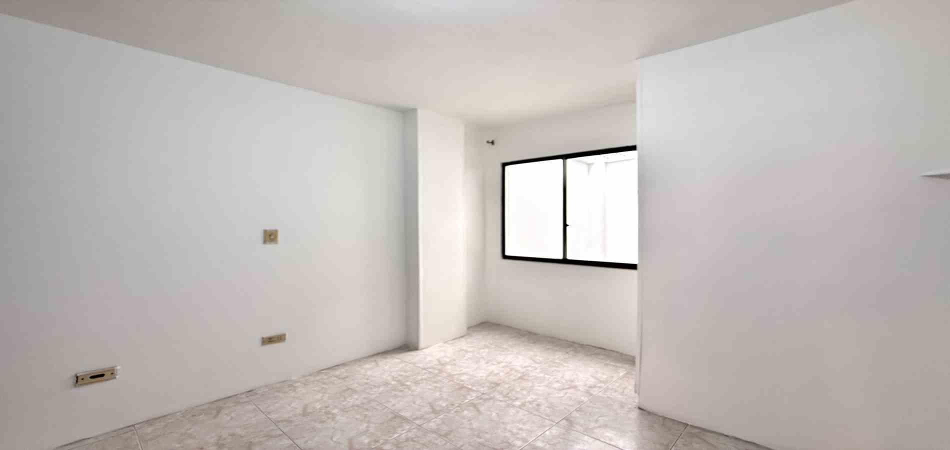 Casa en venta en Avenida 30 De Agosto, Pereira · foto 12 de 23