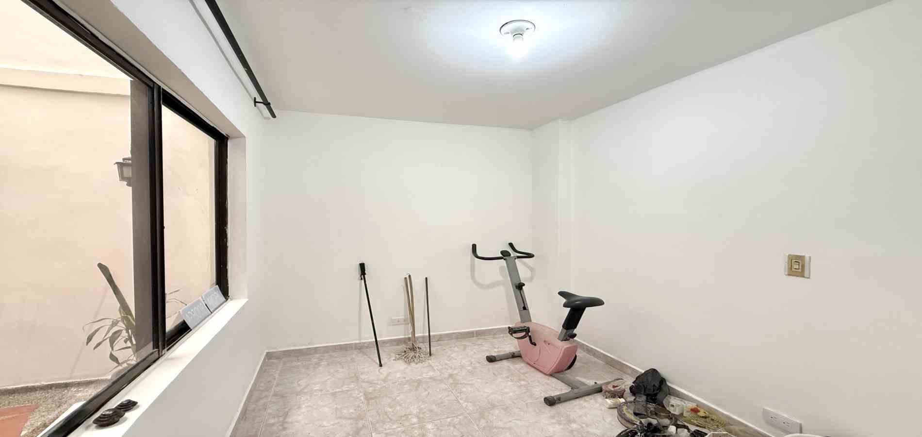 Casa en venta en Avenida 30 De Agosto, Pereira · foto 19 de 23