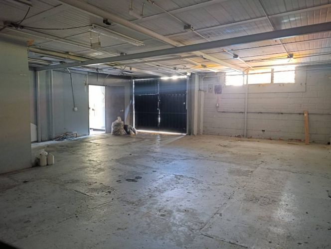 Bodega en venta en Laureles, Medellín, 285 m² · foto 4 de 13