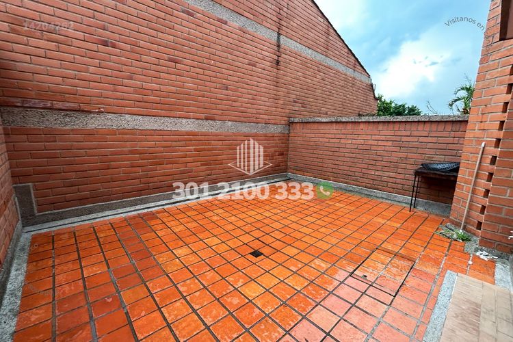 Casa de 3 alcobas en arriendo en Las Brujas, Envigado, 190 m² · foto 12 de 24