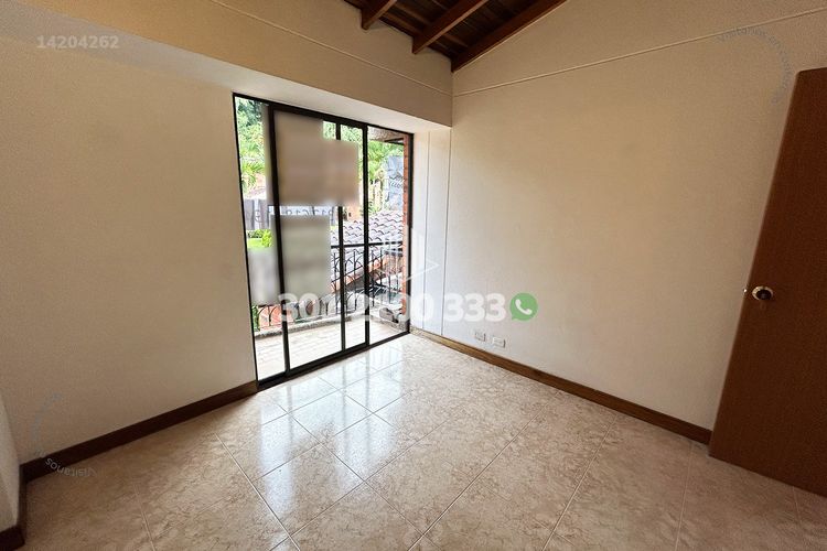 Casa de 3 alcobas en arriendo en Las Brujas, Envigado, 190 m² · foto 19 de 24