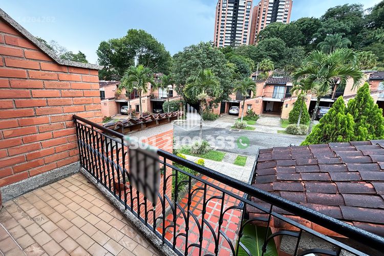 Casa de 3 alcobas en arriendo en Las Brujas, Envigado, 190 m² · foto 21 de 24
