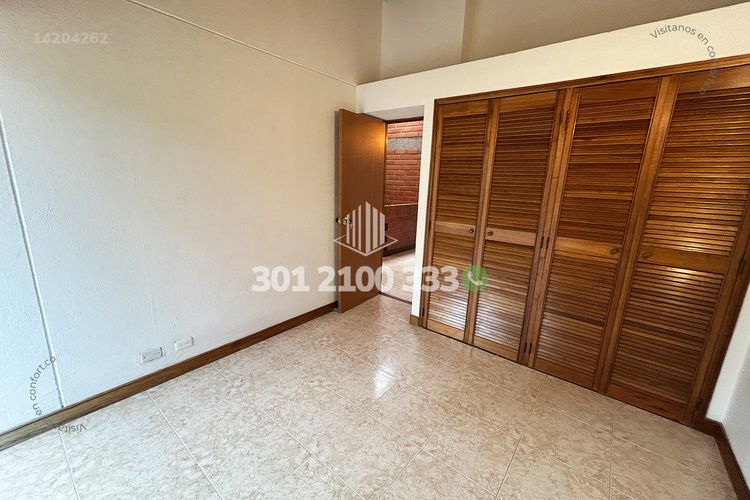 Casa de 3 alcobas en arriendo en Las Brujas, Envigado, 190 m² · foto 22 de 24