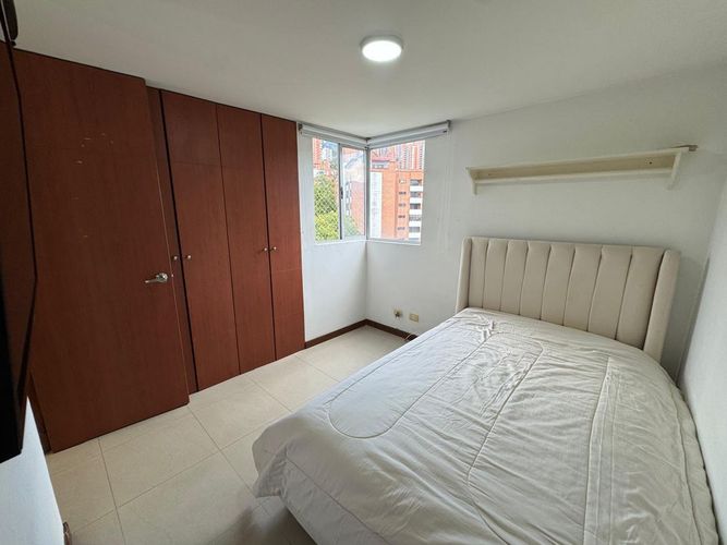Apartamento de 3 alcobas en venta en El Poblado, Medellín, 103 m² · foto 13 de 16