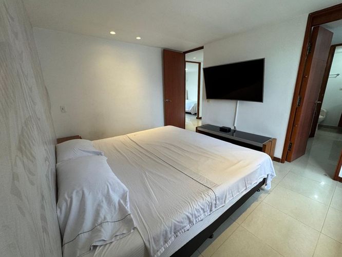 Apartamento de 3 alcobas en venta en El Poblado, Medellín, 103 m² · foto 14 de 16