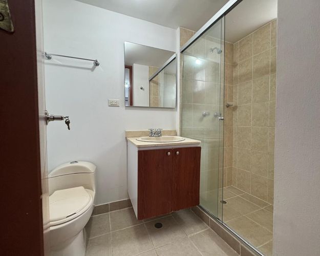 Apartamento de 3 alcobas en venta en El Poblado, Medellín, 103 m² · foto 15 de 16