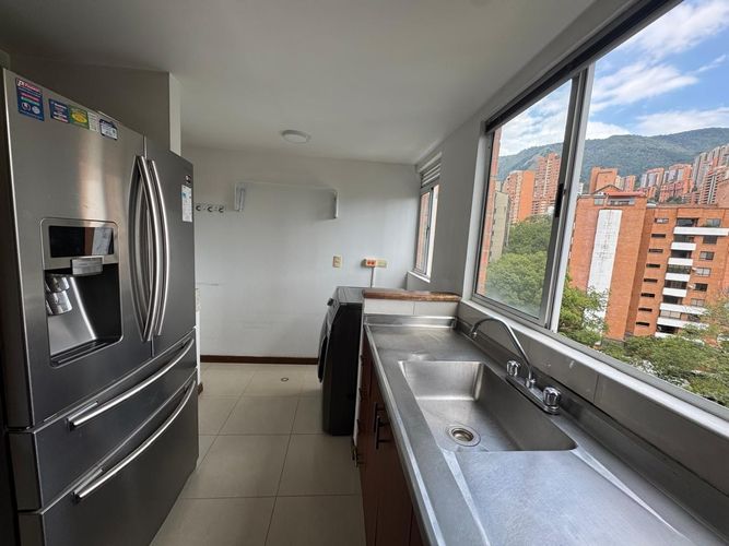 Apartamento de 3 alcobas en venta en El Poblado, Medellín, 103 m² · foto 7 de 16