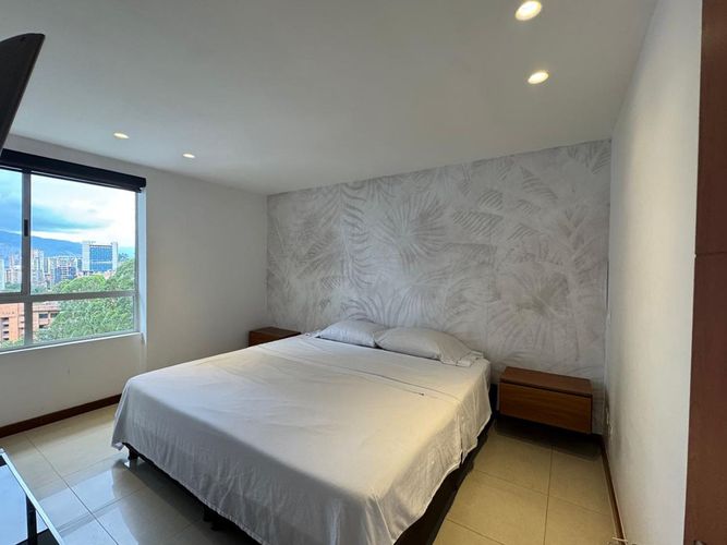 Apartamento de 3 alcobas en venta en El Poblado, Medellín, 103 m² · foto 11 de 16