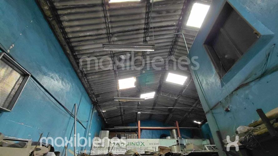 Bodega en venta en Samaria Robles Del Sur, Itagüí, 144 m² · foto 10 de 10