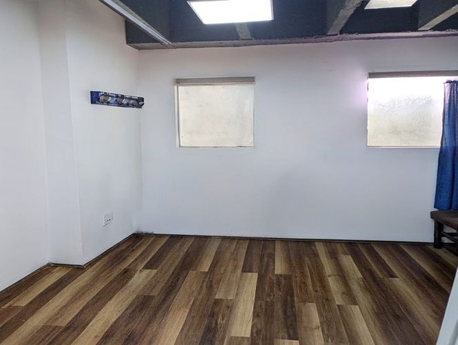Oficina en arriendo en Manila, Medellín, 50 m² · foto 8 de 9