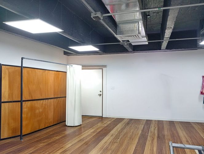 Oficina en arriendo en Manila, Medellín, 50 m² · foto 6 de 9
