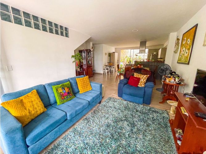 Casa de 4 alcobas en venta en Tejares De San Fernando, Cali, 408 m² · foto 2 de 22