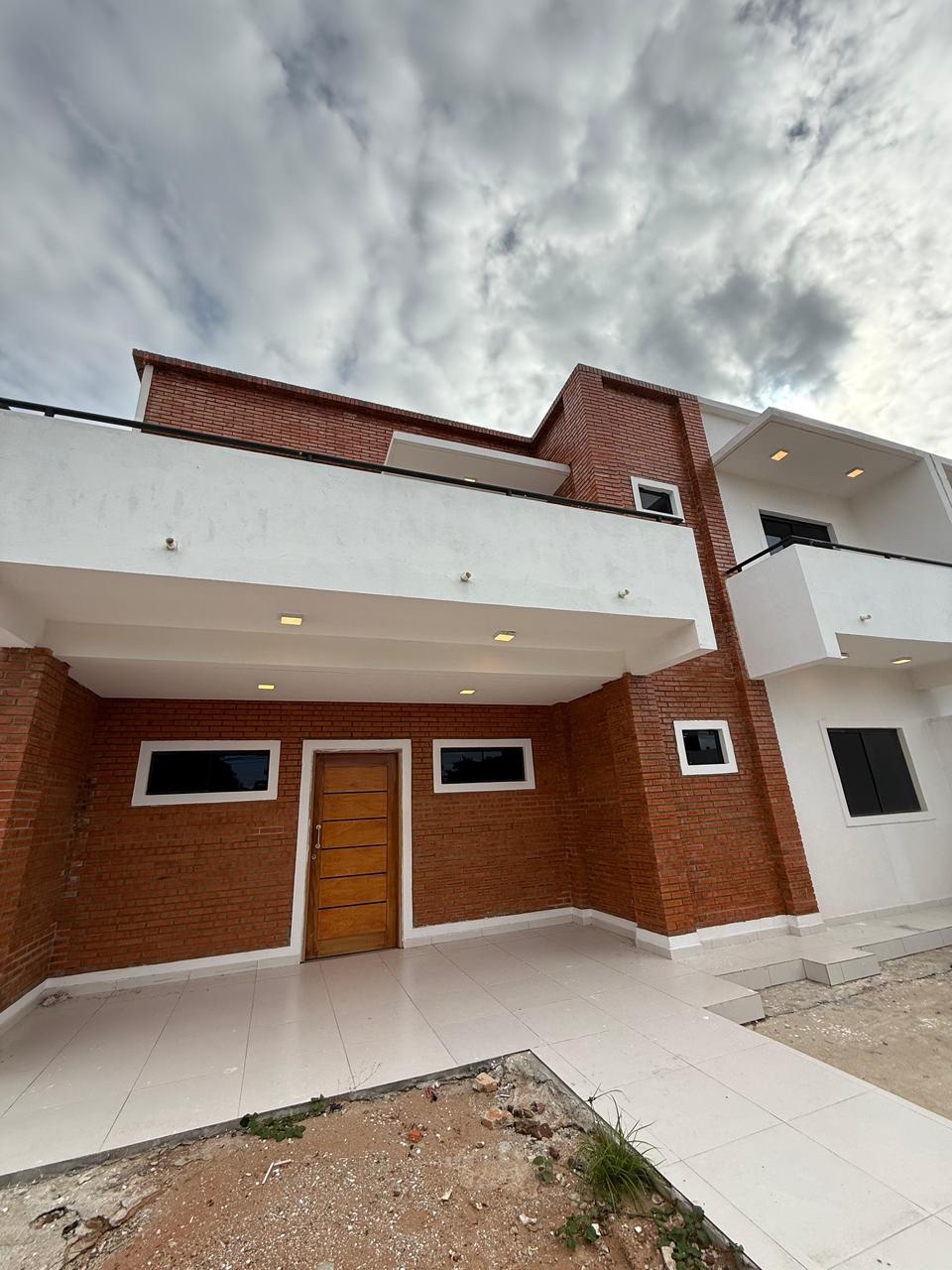 Dúplex Moderno a Estrenar con Asador y Patio en San Isidro, Lambaré